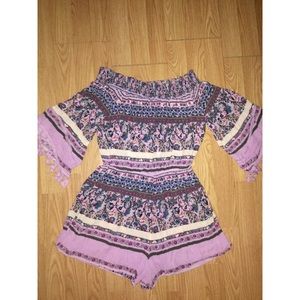 Off the shoulder romper💜